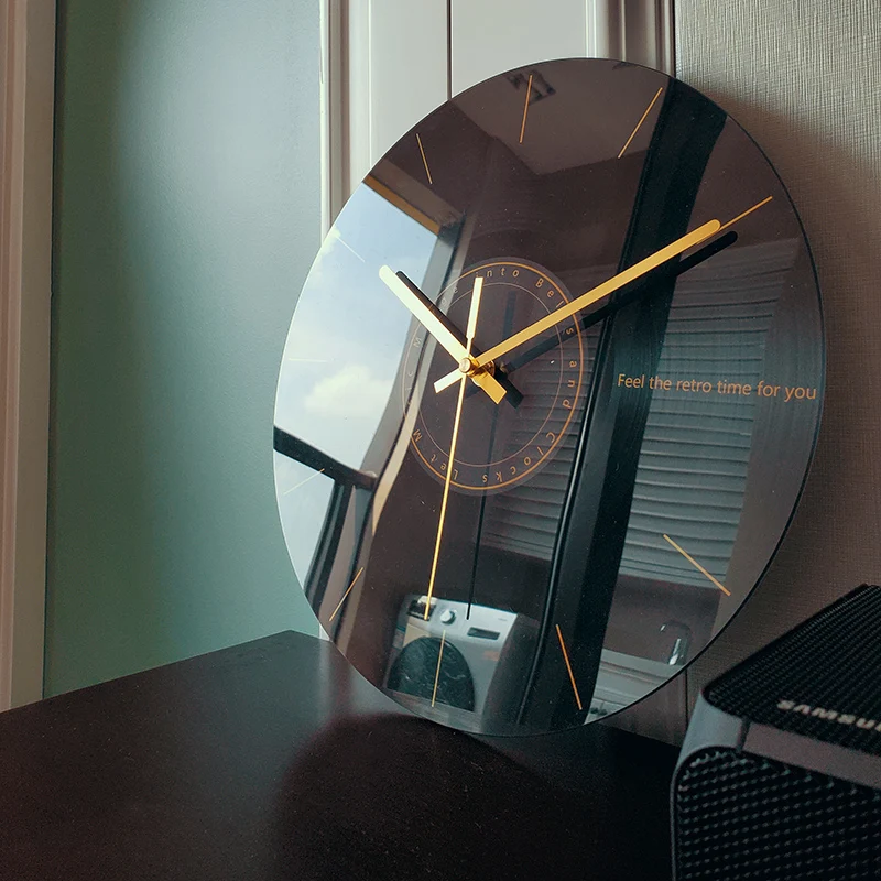 Luxury Silent Wall Clock Livin - огляд і ціна Luxury Lifestyle Gifts