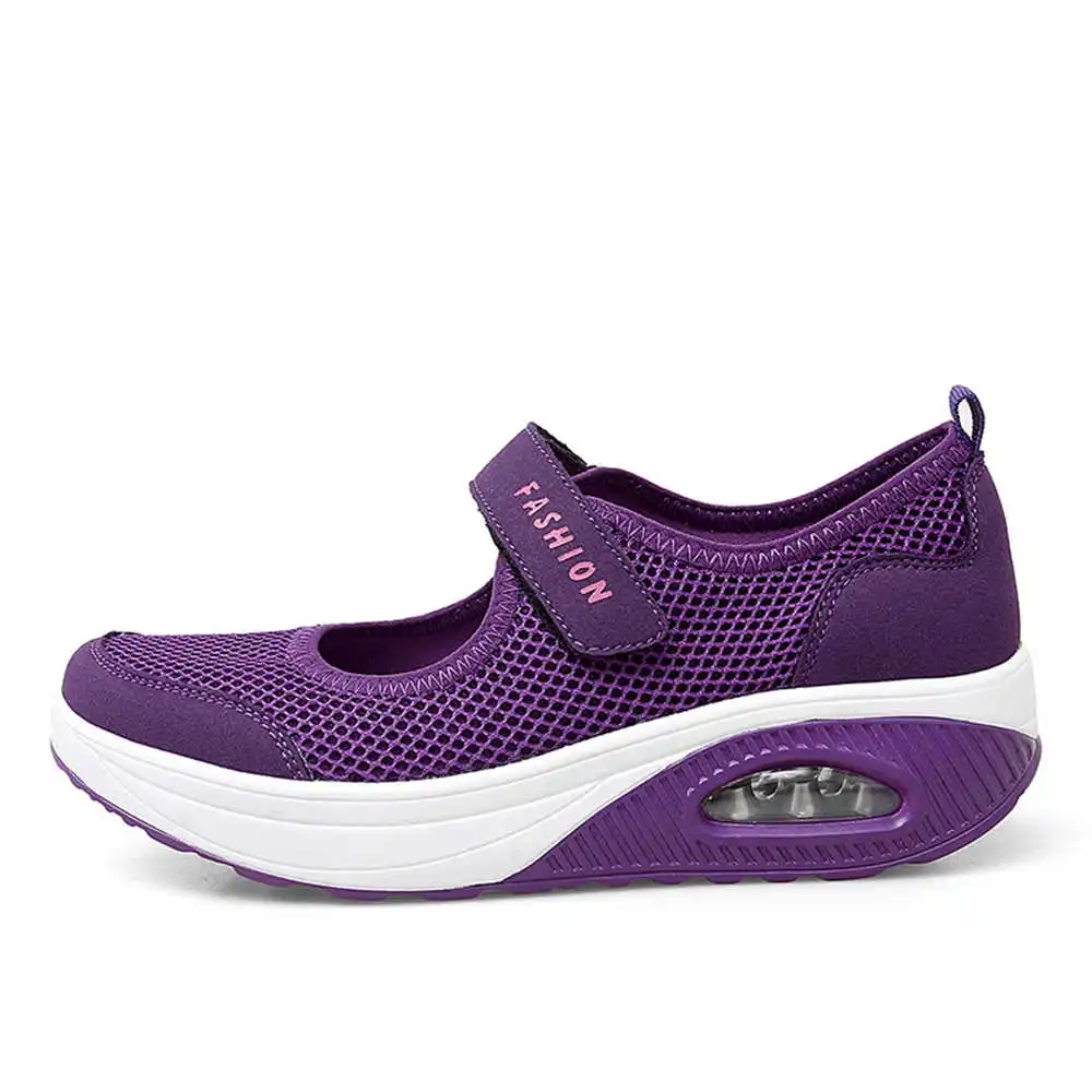 36-41 Demi-season Colored Snea - огляд і ціна Luxury Lifestyle News